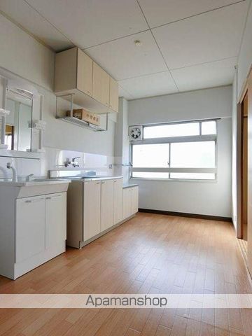 向陵西マンションの内装写真