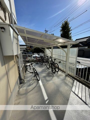 リベール名東の外観写真
