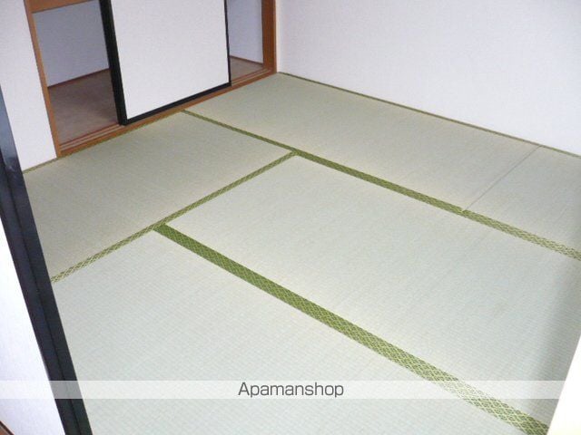 エステート楢山の内装写真