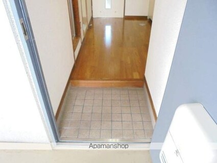 アクティス元町[1K/25.37m2]の玄関