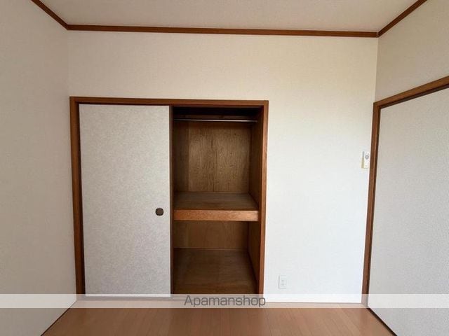 シャトレーハイツIの内装写真