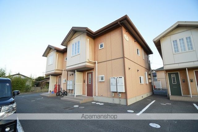 ノースヴェレッジ V C棟の外観写真