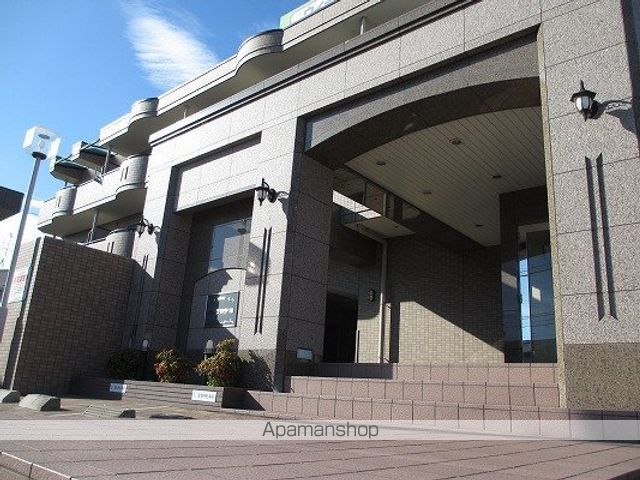 ティアラ西伊場の玄関写真
