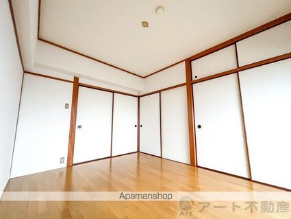 シャルマンコーポ垣生[3DK/61.2m2]のリビング・居間