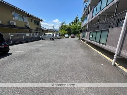 レイクヴュー堅田[1K/23.21m2]の駐車場