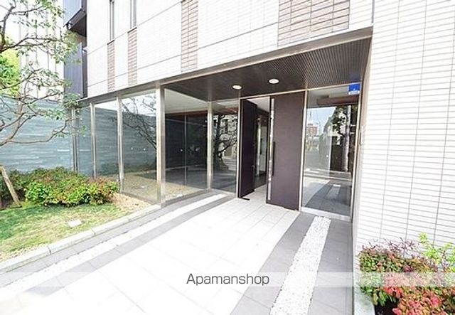 プレミアコンフォート高井戸の玄関写真