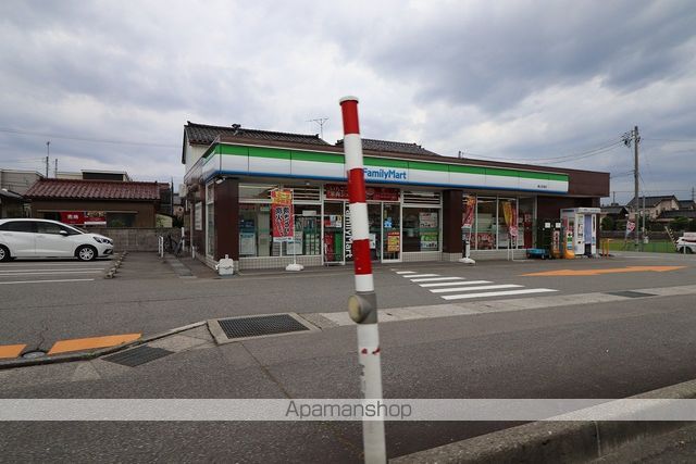 ブリッキ駒見の周辺写真
