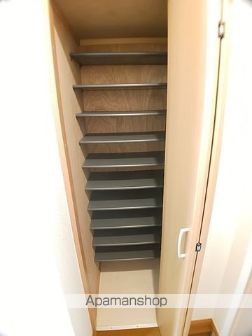 ヴィラ グレイス IIの内装写真