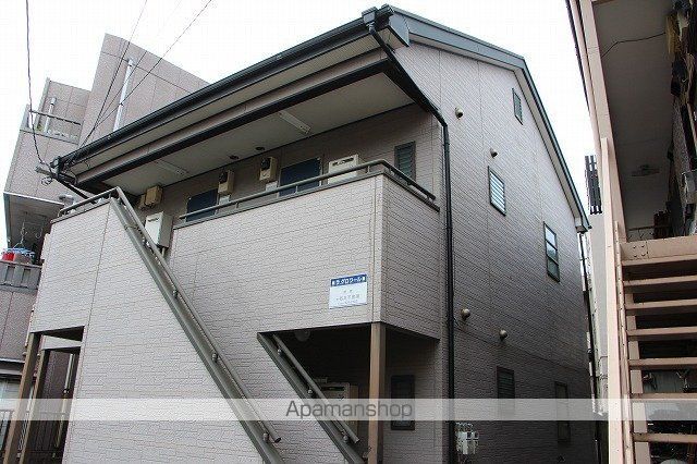 ラ・グロワールの外観写真