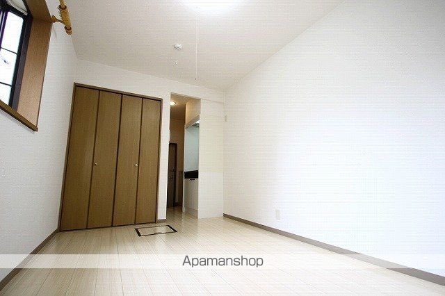 セレンディピティの内装写真