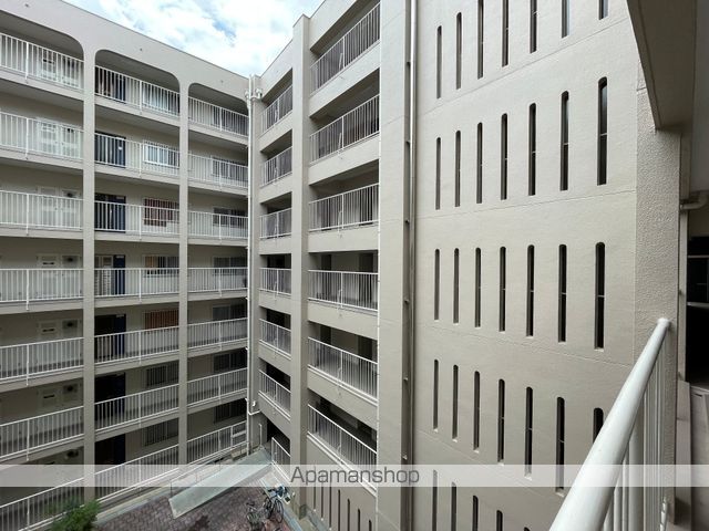 日商岩井上甲子園マンションの外観写真
