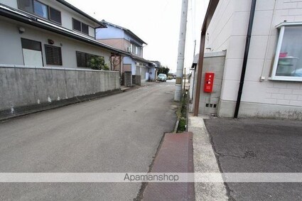 ワルツハイム[2LDK/47m2]の共用部1