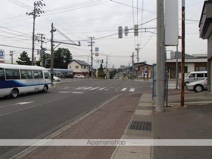 横内東雲[1LDK/44.71m2]の周辺2