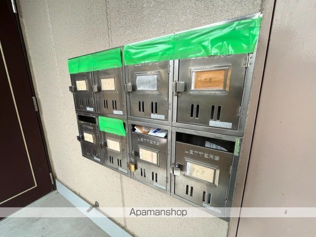 メゾン東栄の玄関写真