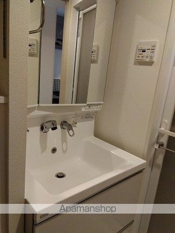 クロスフロント十二所線の内装写真