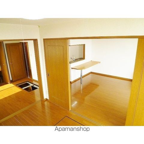 フェイマスKITAMI 3番館の内装写真
