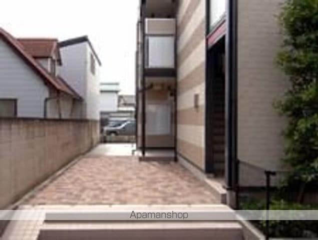 レオパレスハピネスの玄関写真