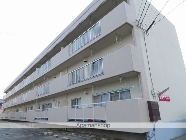 茜屋マンションの外観写真
