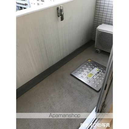 コンフォリア東池袋ＥＡＳＴ[1R/29.72m2]のバルコニー