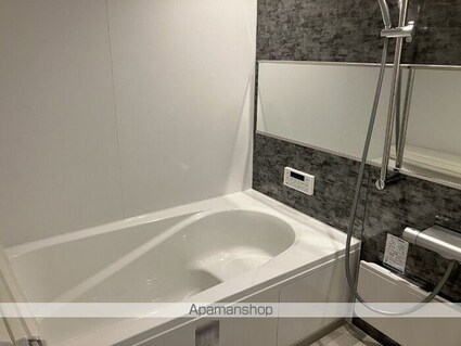 ＤーＲＯＯＭ小田原８丁目Ｉ[2LDK/52.63m2]のバス