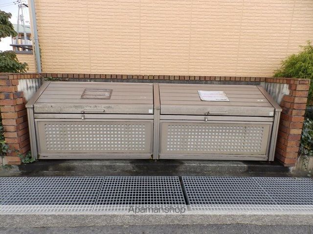 リファルジェント泉 A棟の内装写真