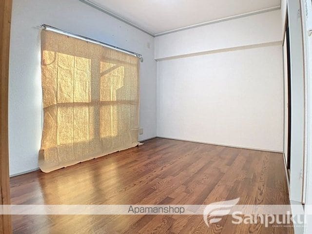 ハイツ南松山の内装写真