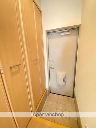 香川県高松市伏石町[1K/31.7m2]の玄関