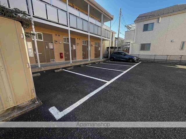 レオパレスＴＩＭＥ[1K/19.87m2]の駐車場1