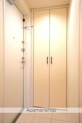 ＣＲＥＡＴＩＦ池袋[1LDK/35.28m2]の玄関