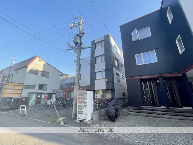グラムール南平岸の外観写真