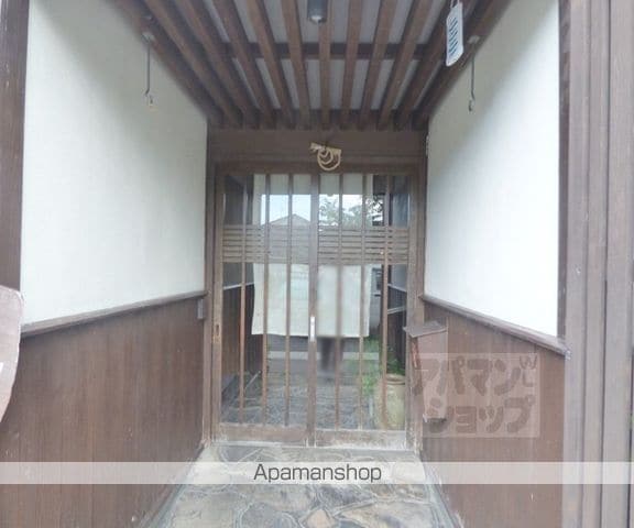 高野泉町40-10貸家の玄関写真