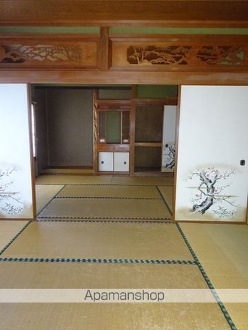 川島町貸家の内装写真