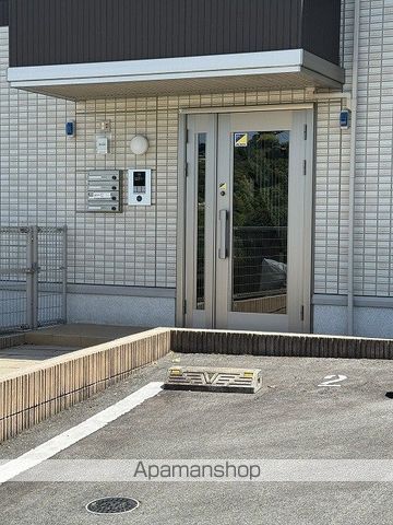 サニーハイツウチダの玄関写真