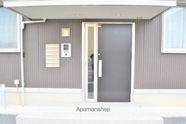 ヴェルデ溝口の玄関写真