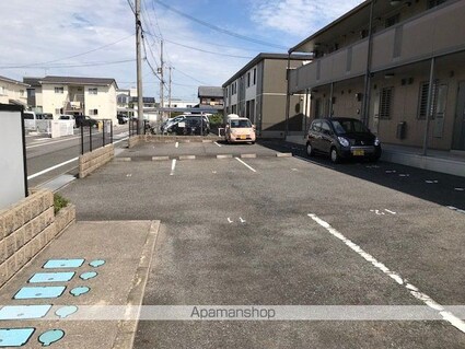 コージーコート[1LDK/40.07m2]の駐車場