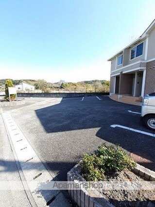 熊本県人吉市西間上町[1LDK/42.37m2]の駐車場1