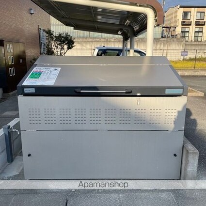 滋賀県大津市今堅田２丁目[2LDK/56.74m2]のエントランス3