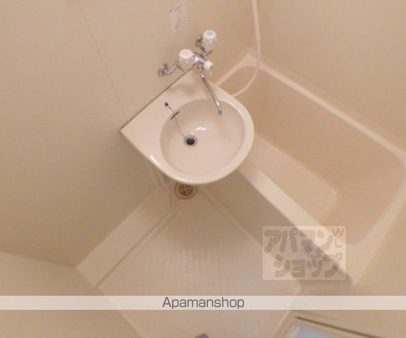 クリヨンIIの内装写真