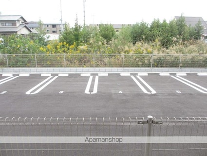 岡山県岡山市北区西崎２丁目[1K/32.43m2]の駐車場