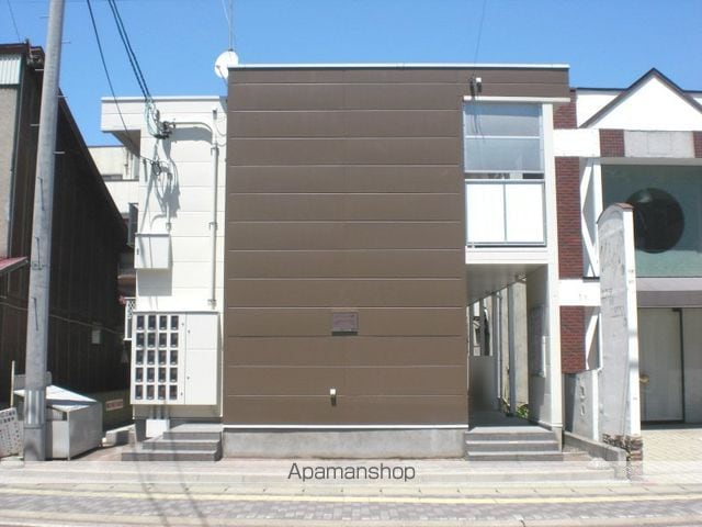 レオパレス代官町[1K/19.87m2]の外観