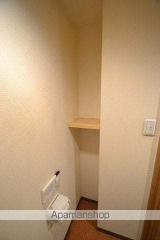 横川章栄ビルの内装写真