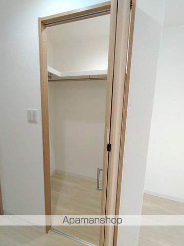 ワコーレヴィータ関目WESTの内装写真