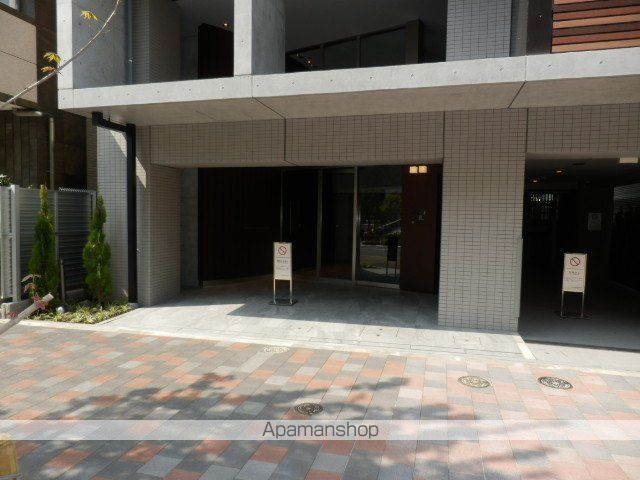 ZOOM西新宿の外観写真