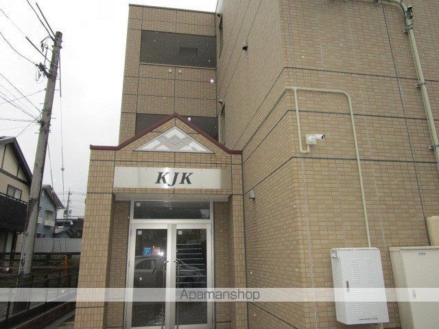 山陰本線 松江駅 徒歩28分 3階建 築13年の外観写真