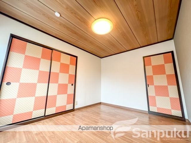 フレグランス有光 A棟の内装写真