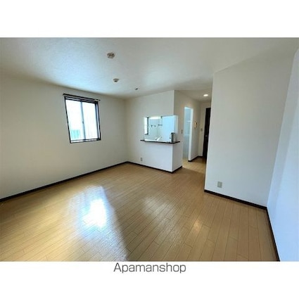 ガーデン[2LDK/70.43m2]のリビング・居間