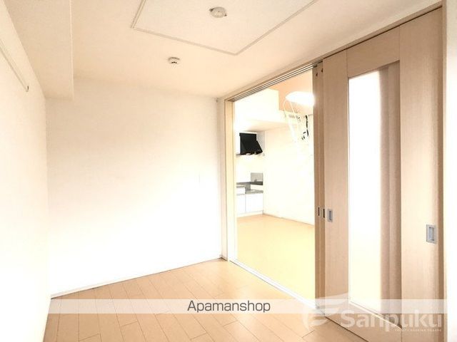 松山市 2階建 築14年の内装写真