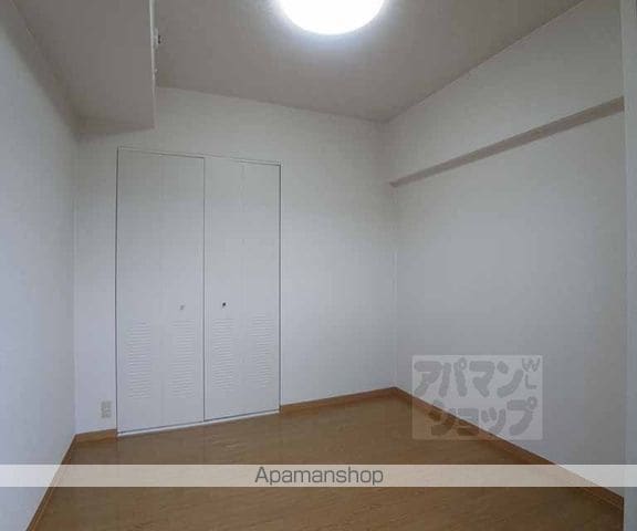 パインフィールド二条城の内装写真
