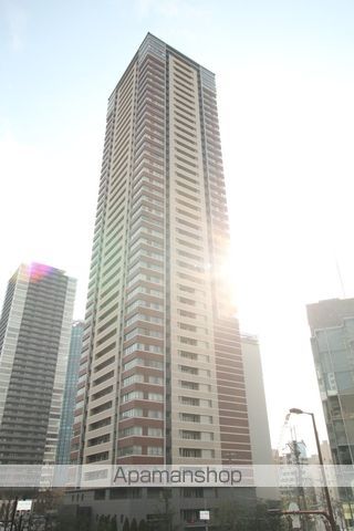 ローレルタワーサンクタス梅田の外観写真