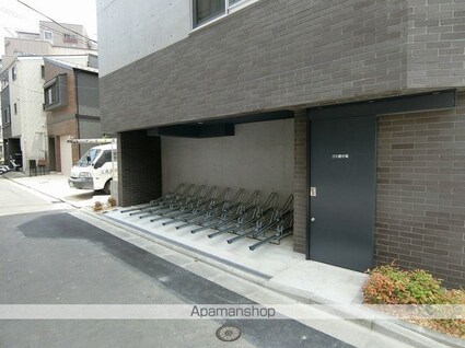 グローベル　ザ・クレス押上[1K/25.77m2]の駐車場